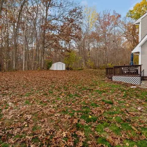 121 Miles Ave, Woonsocket, RI 02895 photo 23