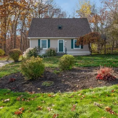 121 Miles Ave, Woonsocket, RI 02895 photo 1