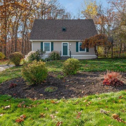 121 Miles Ave, Woonsocket, RI 02895 photo 1