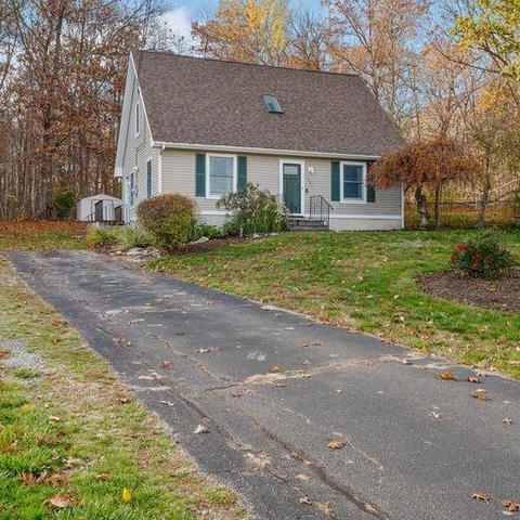 121 Miles Ave, Woonsocket, RI 02895 photo 9