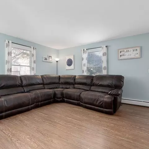 121 Miles Ave, Woonsocket, RI 02895 photo 16