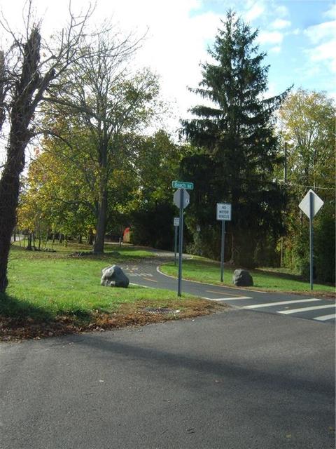 44 Beach Rd, Bristol, RI 02809 photo 3