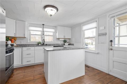 1303 Manville Rd, Woonsocket, RI 02895 photo 2