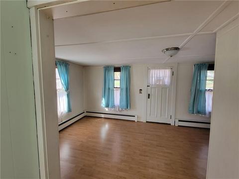16 Edgewood Ave, Westerly, RI 02891 photo 8