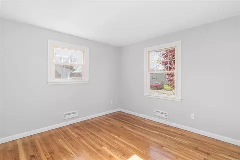 139 Beverly Rd, East Providence, RI 02915 photo 23
