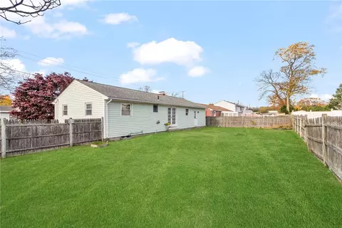 139 Beverly Rd, East Providence, RI 02915 photo 33