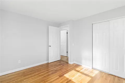 139 Beverly Rd, East Providence, RI 02915 photo 22