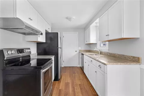 139 Beverly Rd, East Providence, RI 02915 photo 16