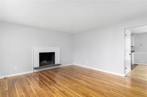 139 Beverly Rd, East Providence, RI 02915 photo 8
