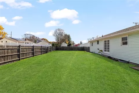 139 Beverly Rd, East Providence, RI 02915 photo 30