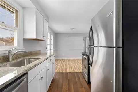 139 Beverly Rd, East Providence, RI 02915 photo 11
