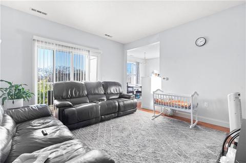 98 Mill St #201, Woonsocket, RI 02895 photo 5