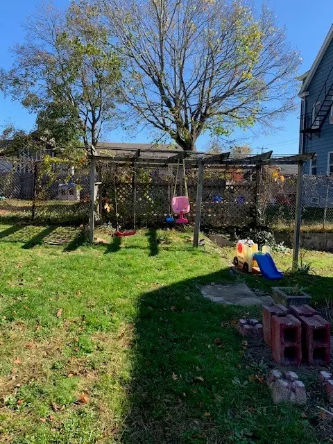369 Maple Ave, Barrington, RI 02806 photo 23