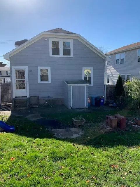 369 Maple Ave, Barrington, RI 02806 photo 24