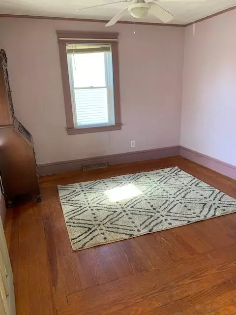369 Maple Ave, Barrington, RI 02806 photo 6