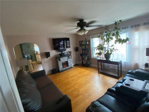 17 Jervis St, Woonsocket, RI 02895 photo 27
