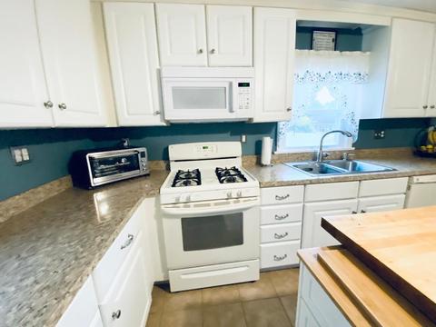 17 Jervis St, Woonsocket, RI 02895 photo 24