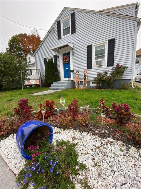 17 Jervis St, Woonsocket, RI 02895 photo 9