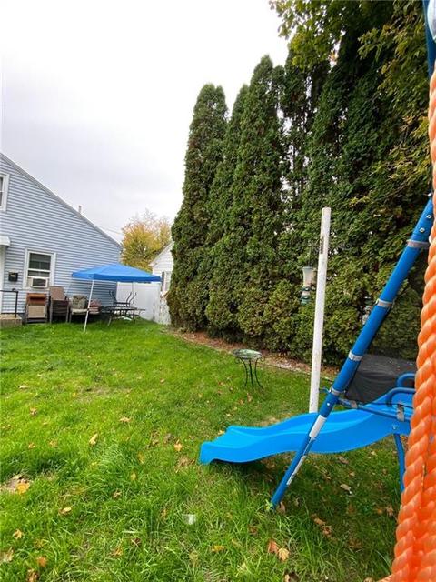 17 Jervis St, Woonsocket, RI 02895 photo 12