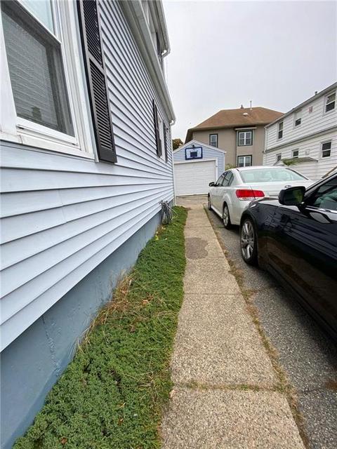 17 Jervis St, Woonsocket, RI 02895 photo 10