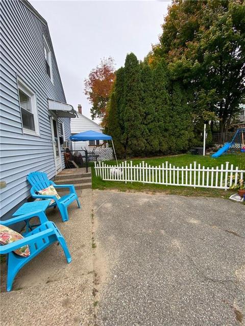 17 Jervis St, Woonsocket, RI 02895 photo 16