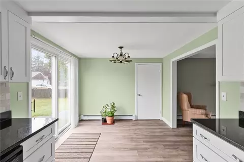 417 Buttonwoods Ave, Warwick, RI 02886 photo 14