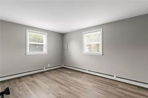 417 Buttonwoods Ave, Warwick, RI 02886 photo 19