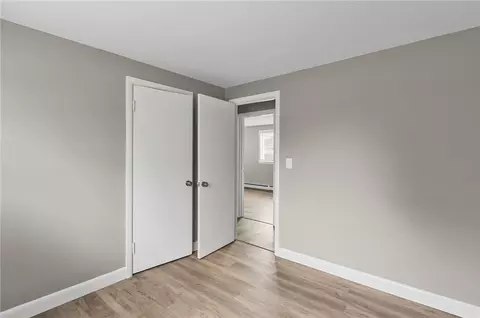 417 Buttonwoods Ave, Warwick, RI 02886 photo 17