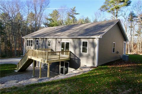 19 E Killingly Rd, Foster, RI 02825 photo 4