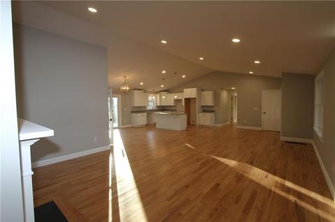 19 E Killingly Rd, Foster, RI 02825 photo 16