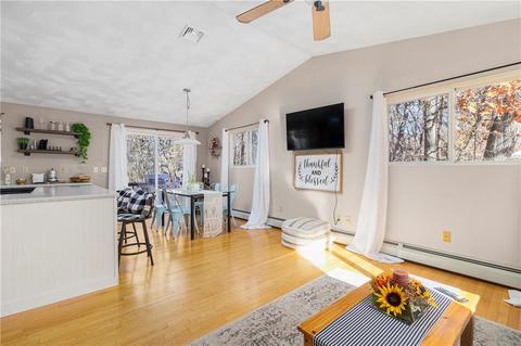 73 Tanner Ave, Warwick, RI 02886 photo 12