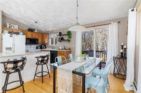 73 Tanner Ave, Warwick, RI 02886 photo 14