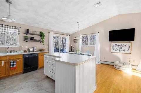 73 Tanner Ave, Warwick, RI 02886 photo 10