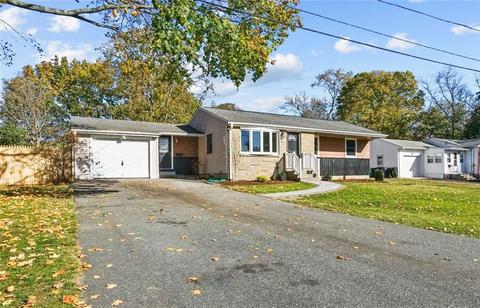 109 Vineyard Rd, Warwick, RI 02889 photo 6