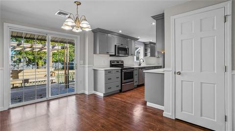 109 Vineyard Rd, Warwick, RI 02889 photo 9