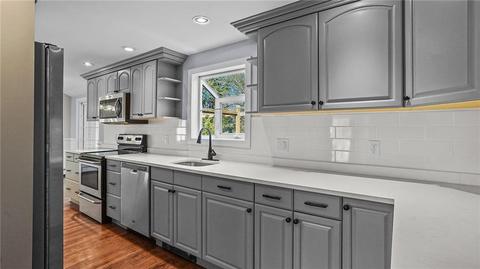 109 Vineyard Rd, Warwick, RI 02889 photo 12
