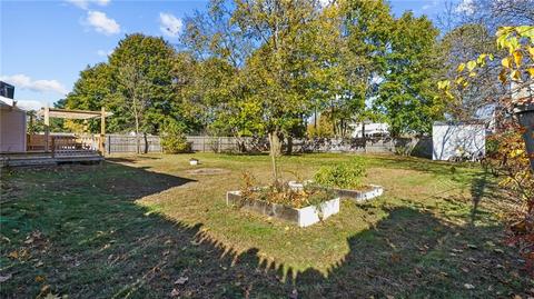 109 Vineyard Rd, Warwick, RI 02889 photo 46