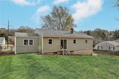 83 Madeleine Ave, Woonsocket, RI 02895 photo 20