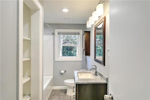 83 Madeleine Ave, Woonsocket, RI 02895 photo 12