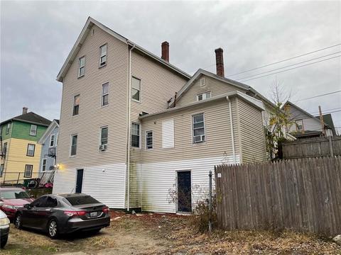 179 2nd Ave, Woonsocket, RI 02895 photo 3