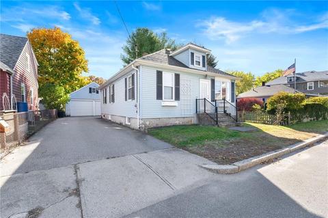 147 Hemond Ave, Woonsocket, RI 02895 photo 14