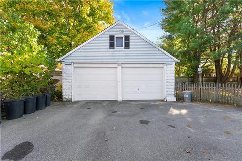 147 Hemond Ave, Woonsocket, RI 02895 photo 9