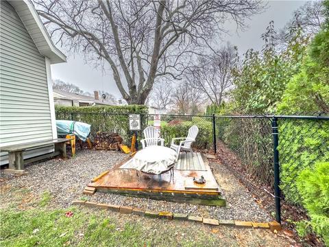 182 Roberta Ave, Woonsocket, RI 02895 photo 17