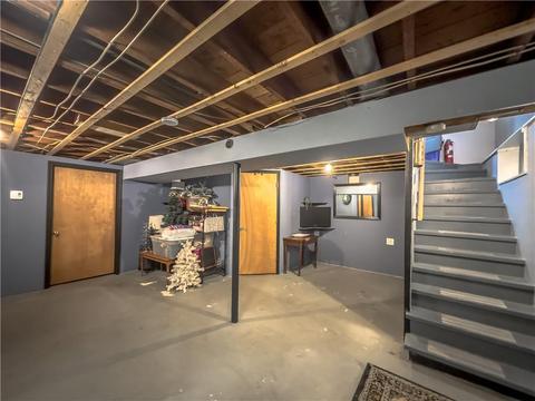 182 Roberta Ave, Woonsocket, RI 02895 photo 15