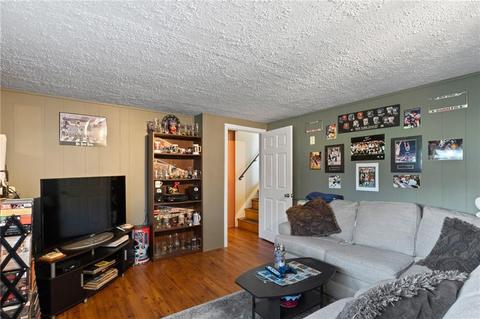 97 Glenbrook Rd, Warwick, RI 02889 photo 19