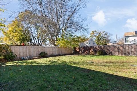 97 Glenbrook Rd, Warwick, RI 02889 photo 4