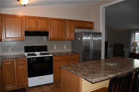 4 Lear Dr, Coventry, RI 02816 photo 4