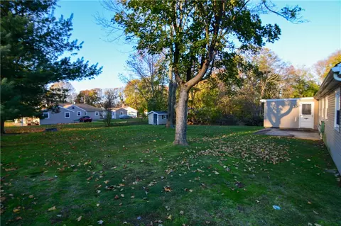 31 Bourbon Pl, Warwick, RI 02888 photo 15