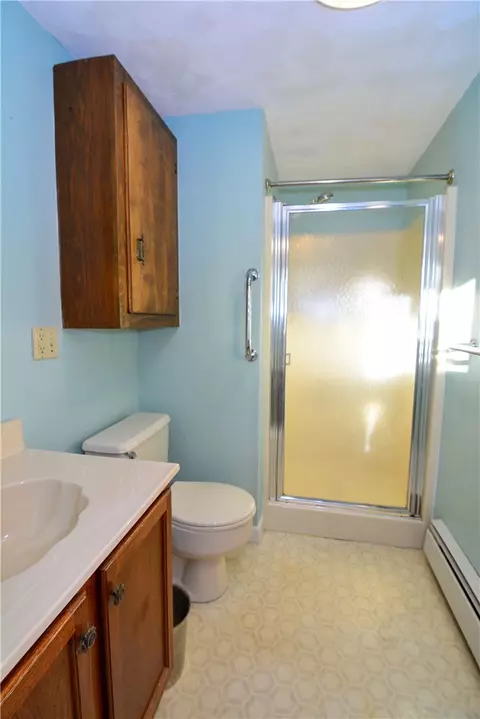31 Bourbon Pl, Warwick, RI 02888 photo 14
