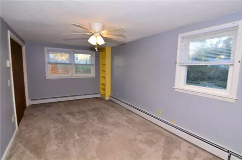 31 Bourbon Pl, Warwick, RI 02888 photo 12